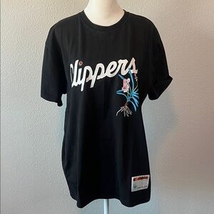 Courtside Supply LA Clippers Graphic TShirt Black Size Medium NWT